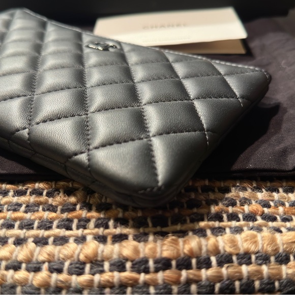 NEW Auth Chanel So Black CC O-Case 2024 Small Pouch - Picture 6 of 9